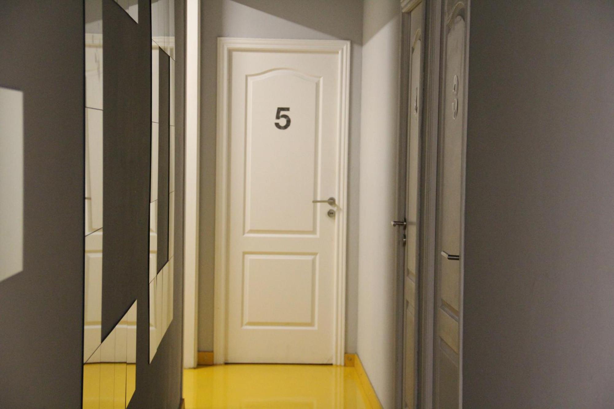 Sleep Green - Certified Eco Youth Hostel Barcelona Room photo