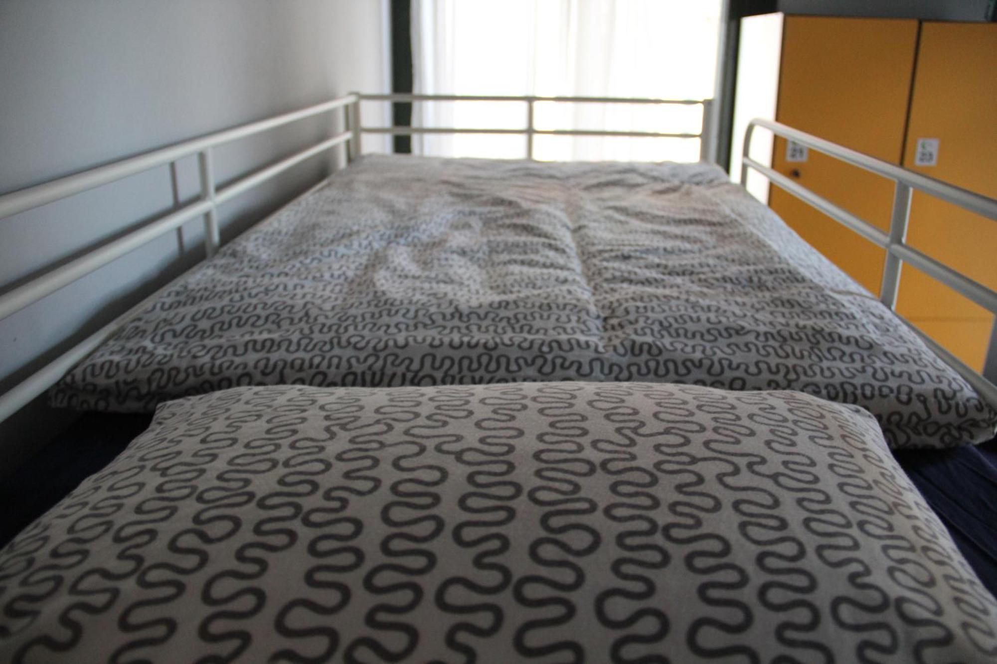 Sleep Green - Certified Eco Youth Hostel Barcelona Room photo