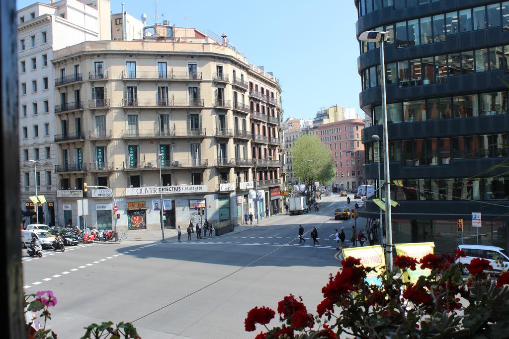 Sleep Green - Certified Eco Youth Hostel Barcelona Exterior photo