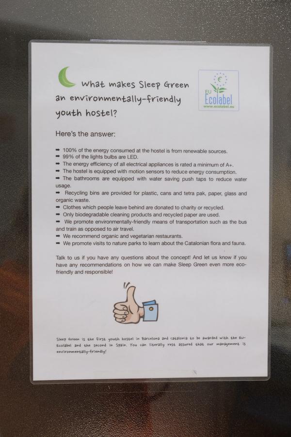Sleep Green - Certified Eco Youth Hostel Barcelona Exterior photo